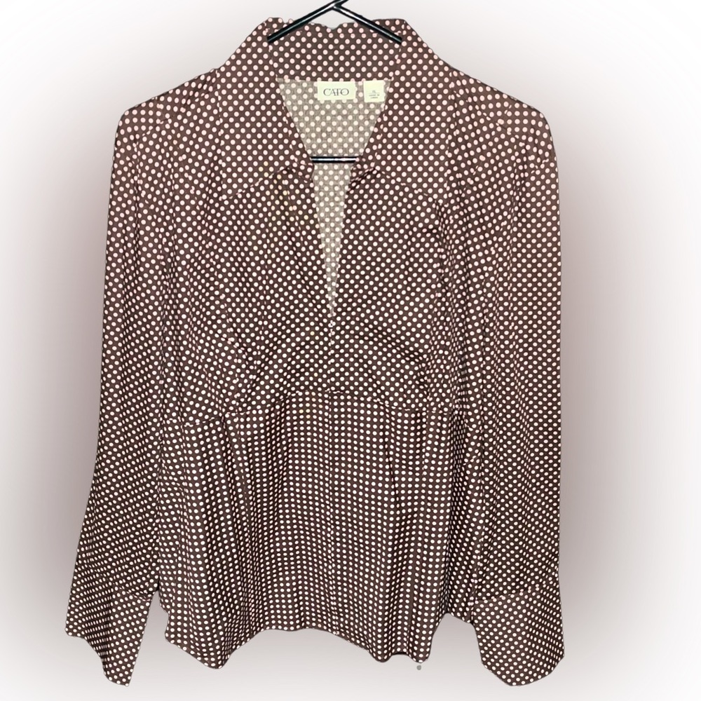 Women’s Long Sleeve Hook and Eye Shirt